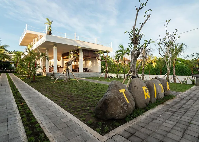 ホテル Trika Surfcamp Bali